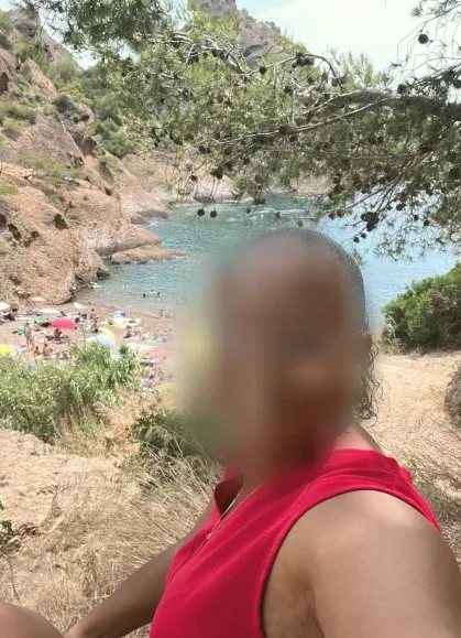 Barbara, 33