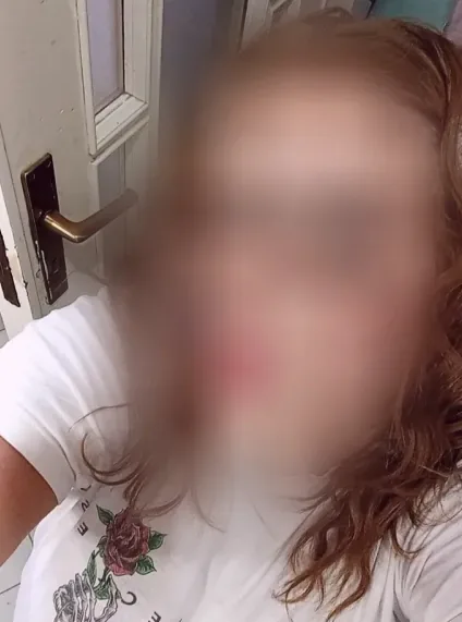 Bernadette, 26