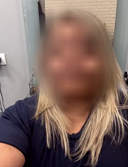 Chiara, 40