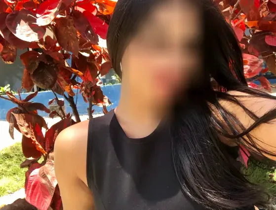 Ivana, 27