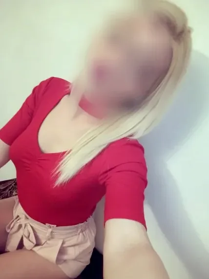 Marina, 34