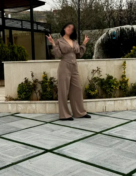 Milica, 34