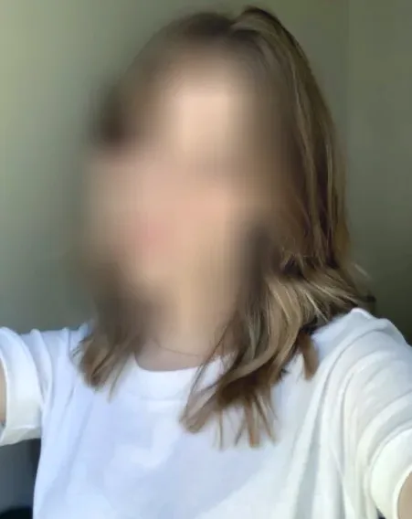 Selma, 28