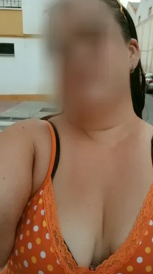 Tanja, 24